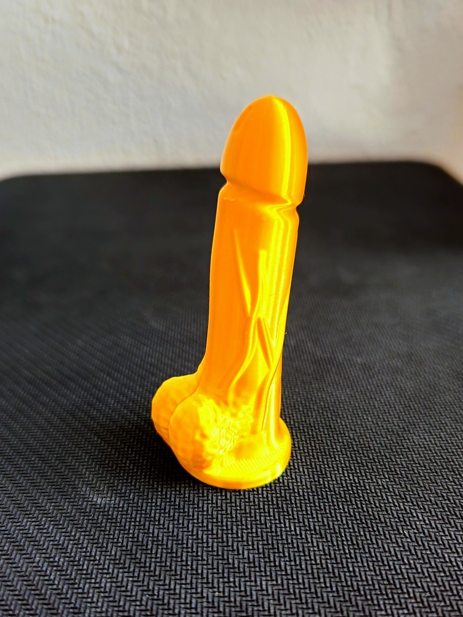 Realistic Dildo - Veins & Balls